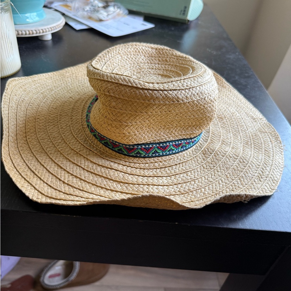 Stylish Tan Straw Hat with Colorful Band